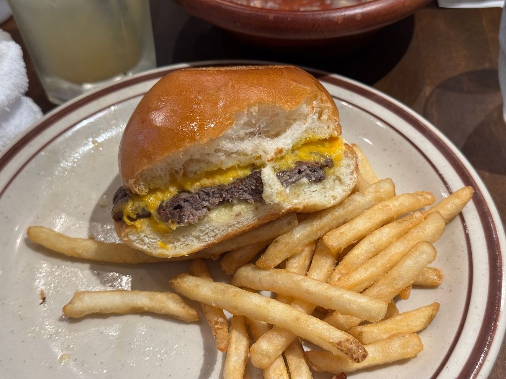 A quintessential cheeseburger. Photo: Gaelmaine Hoong/HungryGoWhere tokyo food
