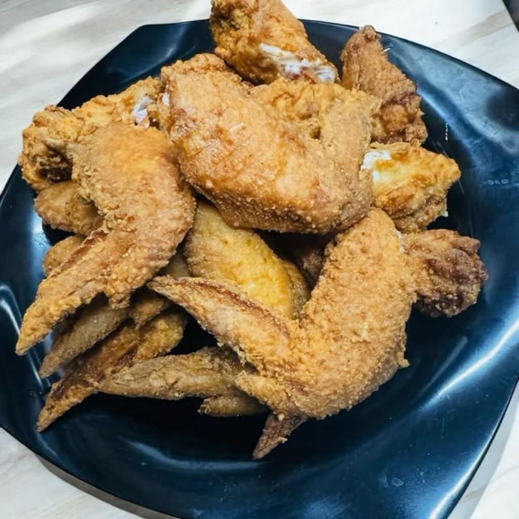 Photo: Crisp & Chicks/Instagram newton food centre
