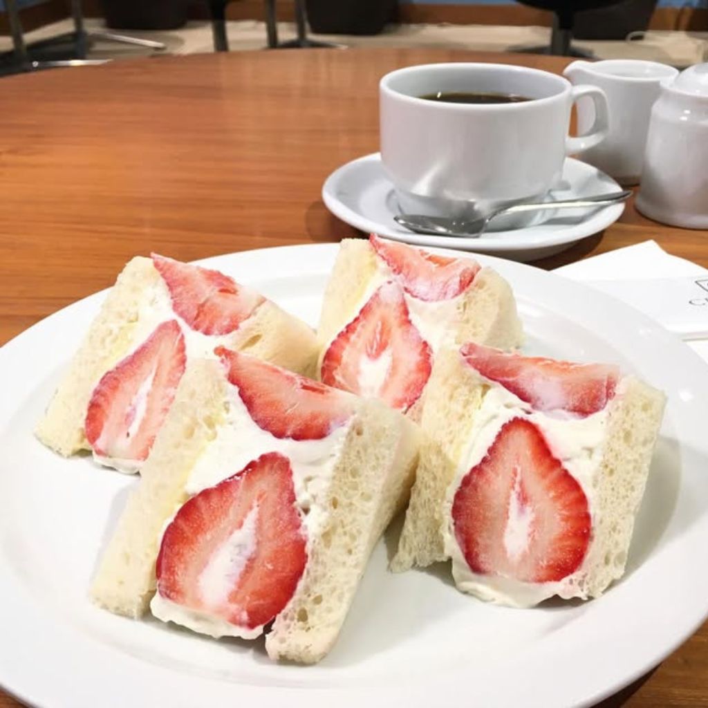 The strawberry sando as Centre the Bakery features large, plump strawberries. Photo: Centre the Bakery/Instagram tokyo food