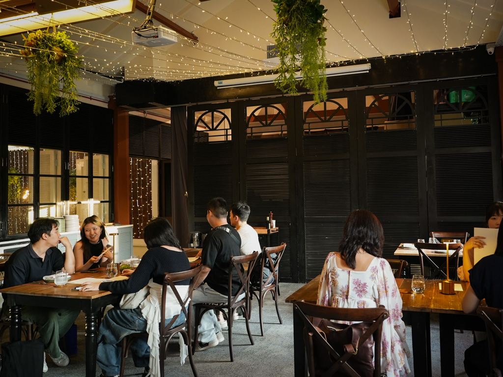 A versatile space that works for date-nights or dinners with family. Photo: Angeline Ang/HungryGoWhere il giardino botanic gardens