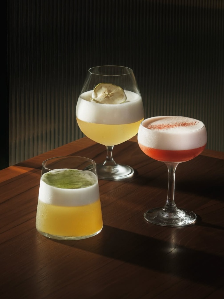 From left to right: Tai, Fung and Din cocktails. Photo: Din Tai Fung Singapore din tai fung RWS weave