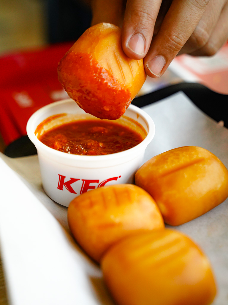 kfc chilli crab mantou