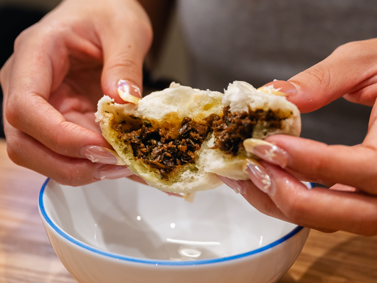 The pickled vegetables braised pork bun. Photo: Abdul Rahim Anwar/HungryGoWhere lee & bai singapore