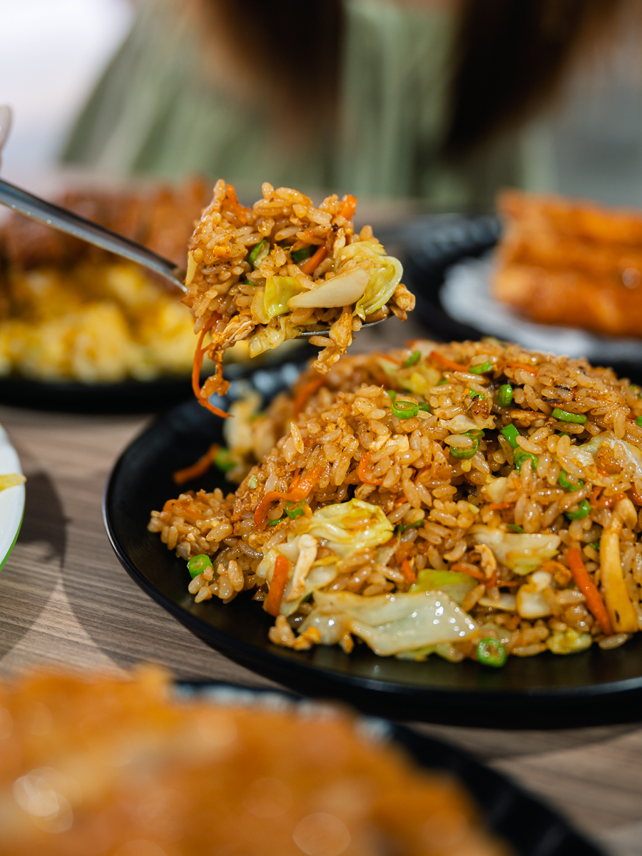 This fried rice is true to its name — comforting and homely. Photo: Abdul Rahim Anwar/HungryGoWhere Yi Family Dynasty Fried Rice