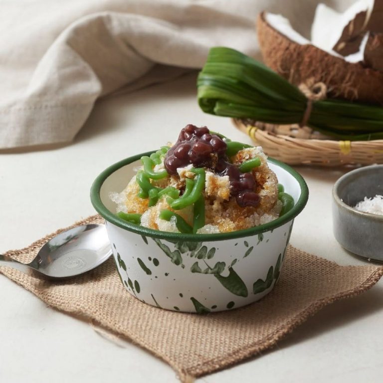 Beat the heat with these 12 must-try chendol in Singapore | HungryGoWhere