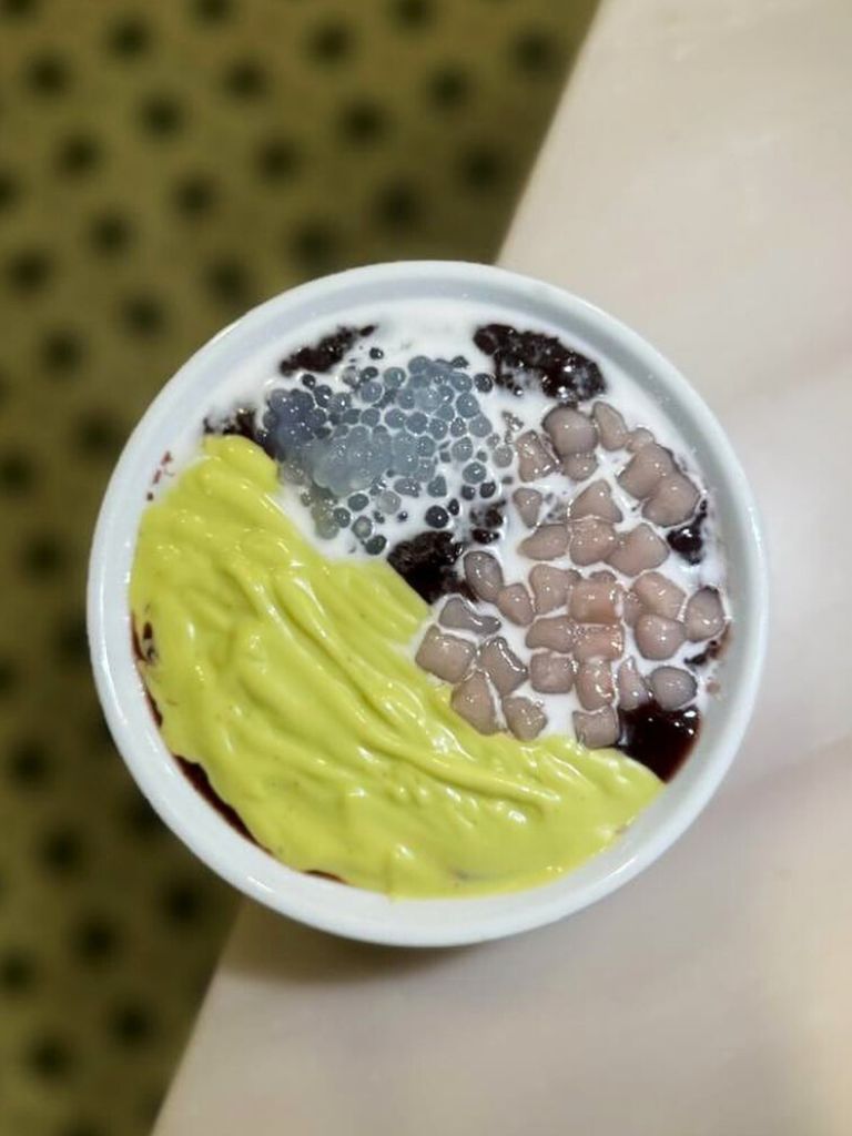 Chendol with added toppings. Photo: Yat Ka Yan Dessert/Instagram chendol singapore