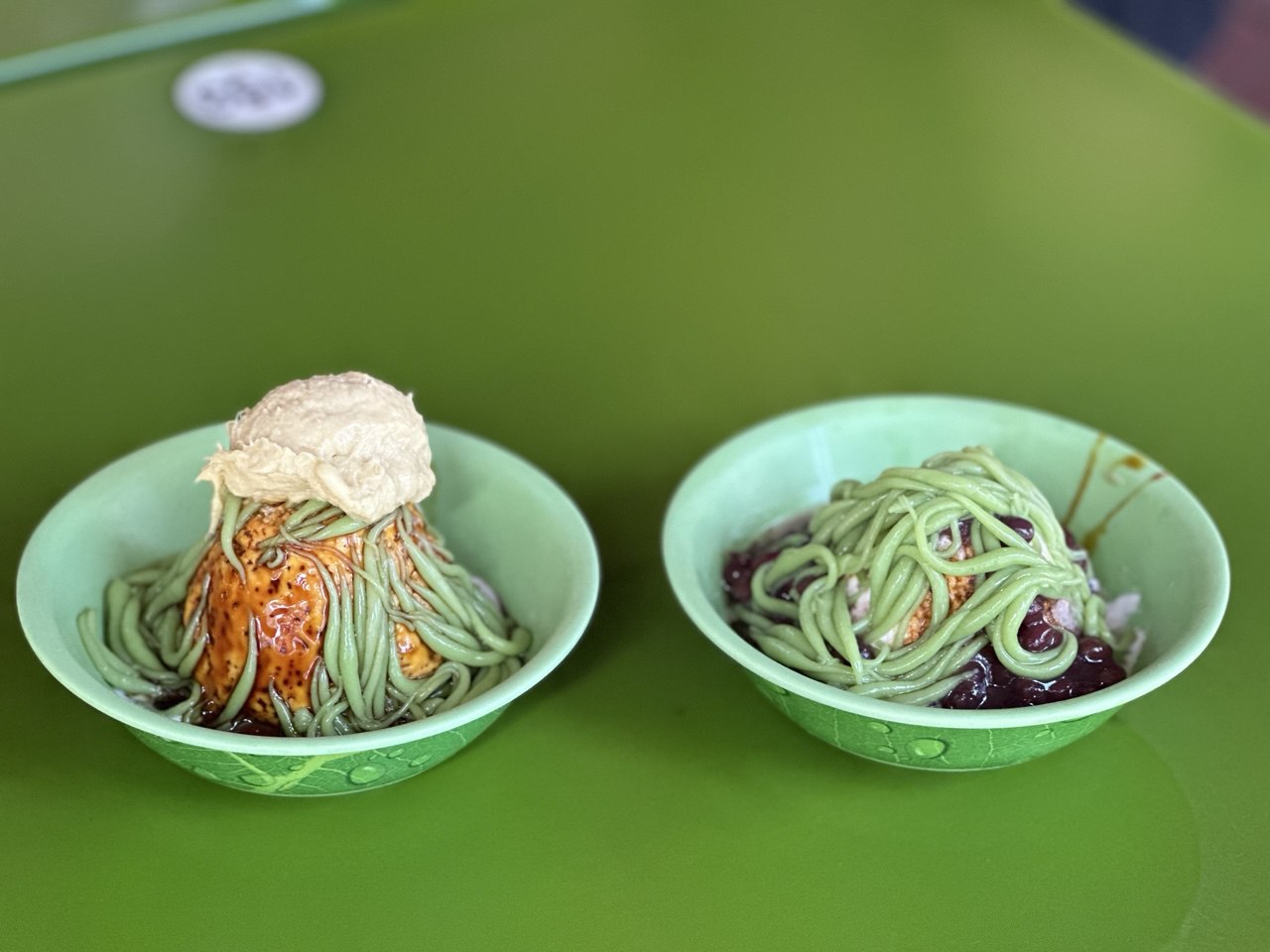 Durian chendol (left) and red bean chendol (right). Photo: Shannon Ong/HungryGoWhere chendol singapore