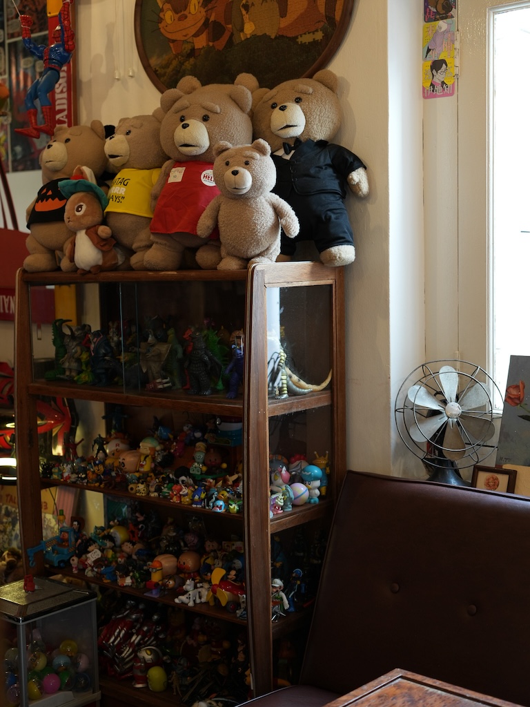 Whimsical knick-knacks fill the shelves, while decorative touches hang on the walls. Photo: Roma Chonkar/HungryGoWhere takara house haji lane