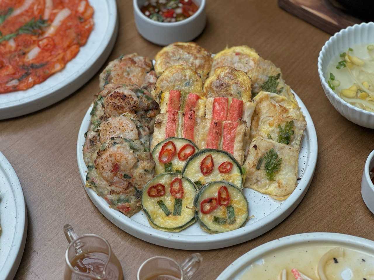 Pan-fried goodness. Photo: Shannon Ong/HungryGoWhere gwangjang gaon