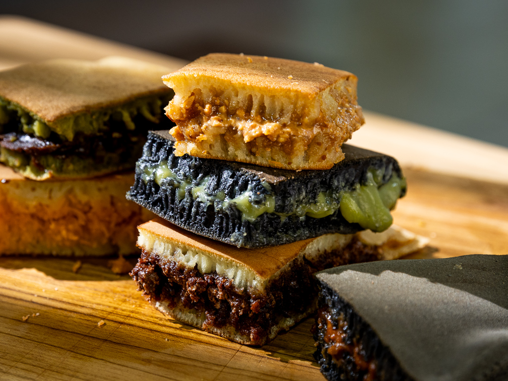 Who can resist the nostalgic flavour and textures of a good min jiang kueh? Photo: Ravin Thiruchelvam/HungryGoWhere min jiang kueh munchi