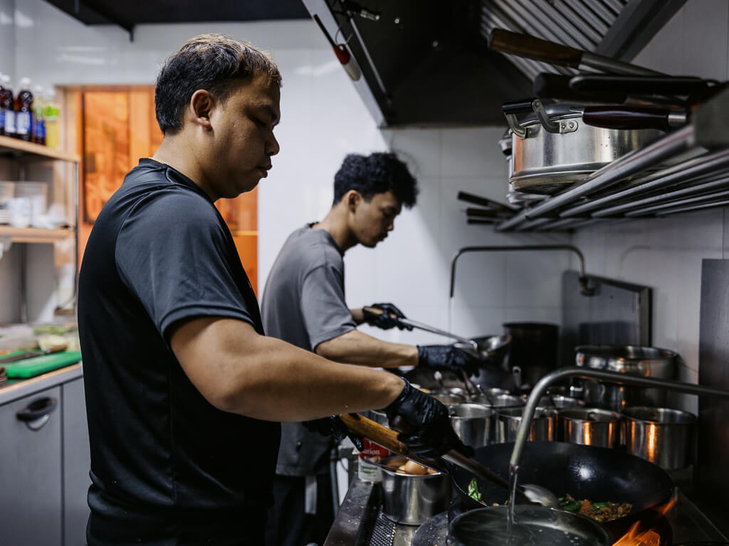 Photo: Ravin Thiruchelvam/HungryGoWhere khao kaeng thai restaurant