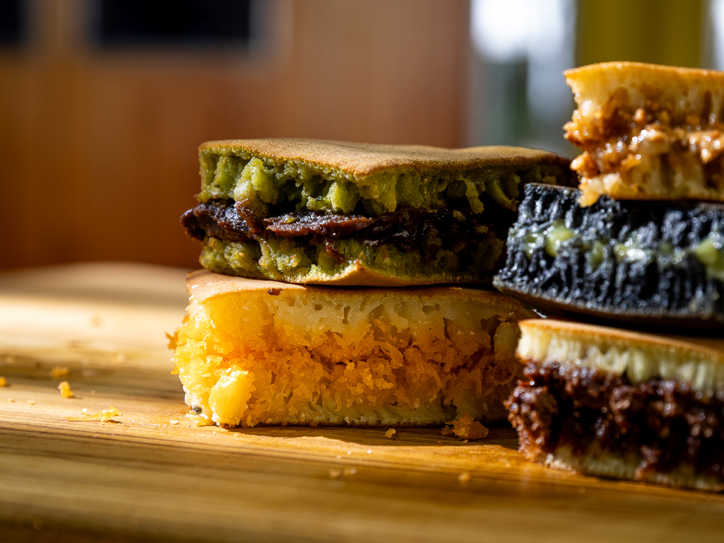 Red bean & green tea, and kaya & charcoal are some classic pairings. Photo: Ravin Thiruchelvam/HungryGoWhere min jiang kueh
