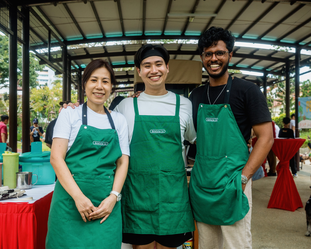 From left to right: Iv Toh, Manfred Ho and Shankar Tamilselvam, co-founders of the Genista Lane Kopi cart. Photo: Ravin Thiruchelvam/HungryGoWhere genista lane kopi