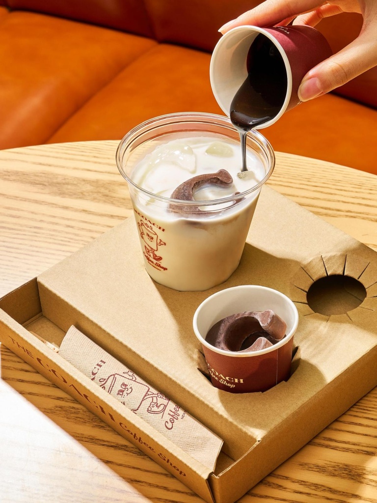 coach coffee shop singapore rws weave