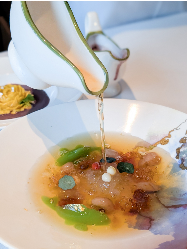 Photo: Zawani Abdul Ghani/HungryGoWhere tong le private dining