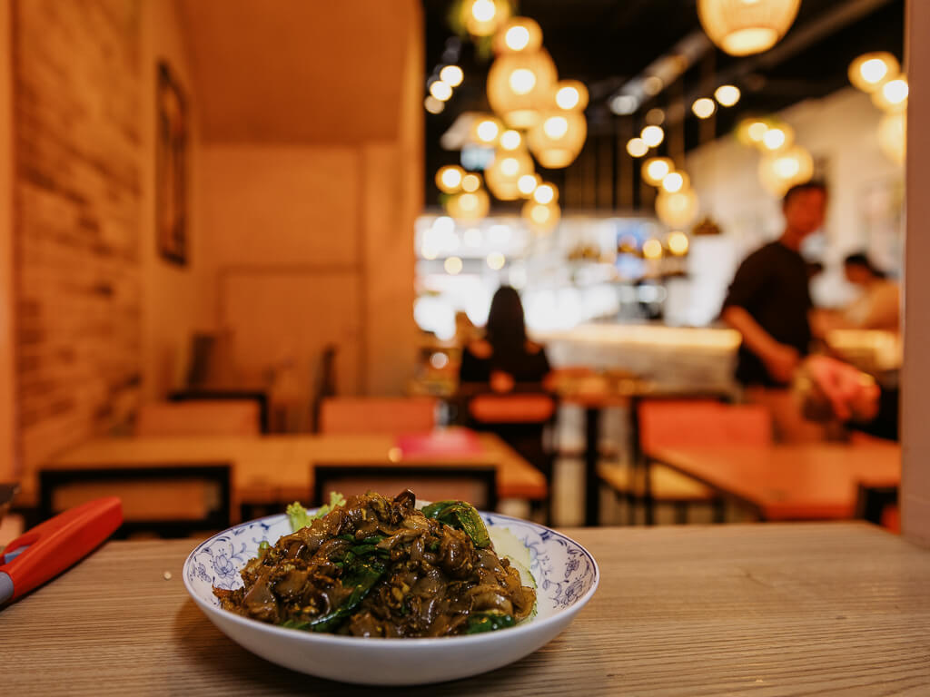 Photos: Ravin Thiruchelvam/HungryGoWhere khao kaeng thai restaurant