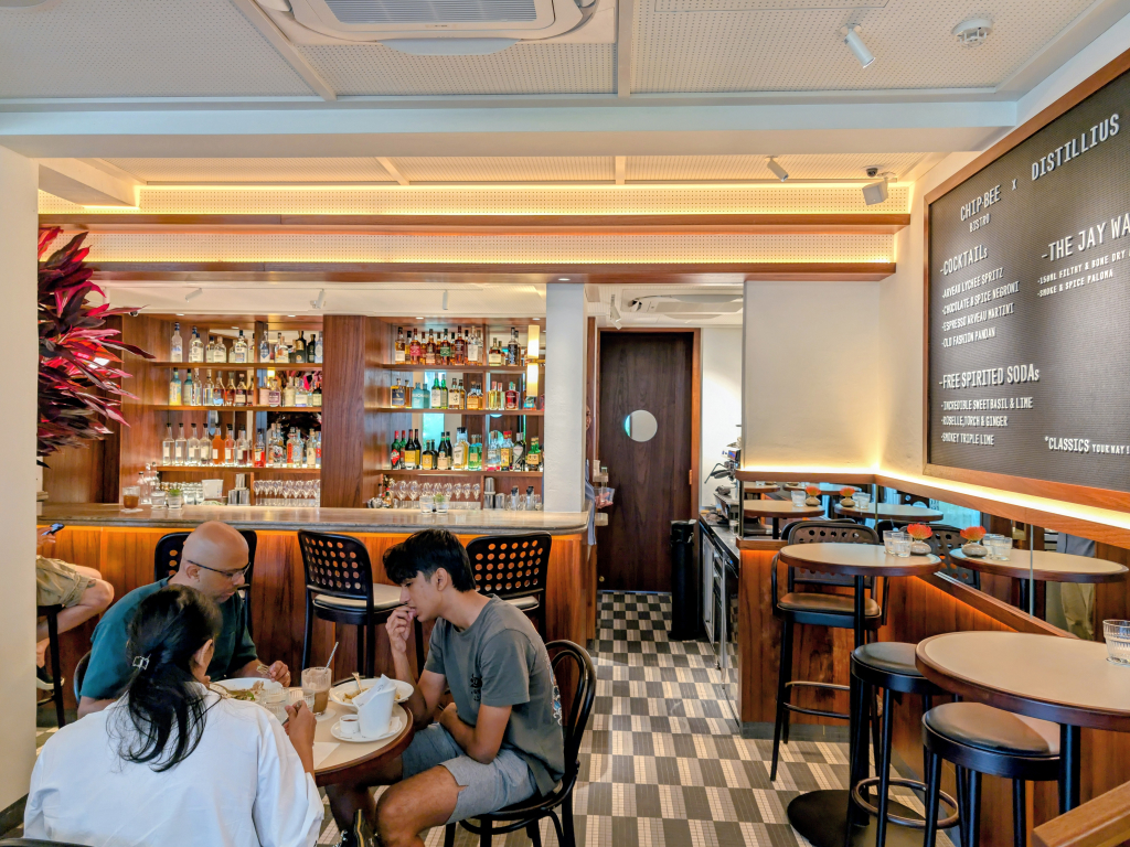 Chip Bee Bistro