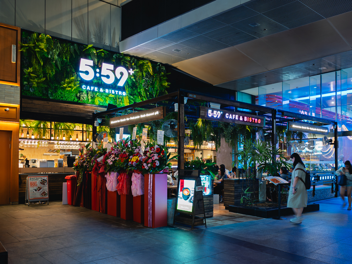 A vibrant addition to the Somerset area. Photo: Abdul Rahim Anwar/HungryGoWhere 5:59+ Cafe & Bistro