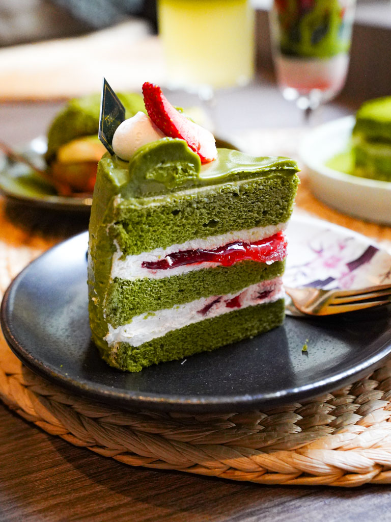 Can’t go wrong with matcha and strawberry. Photo: Evan Mua/HungryGoWhere tsujiri premium tanjong pagar