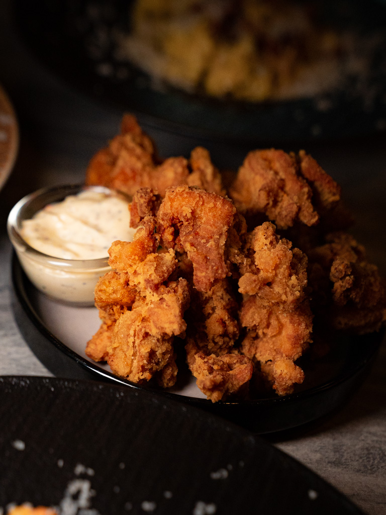 Amazing fried chicken. Photo: Evan Mua/HungryGoWhere lapasta