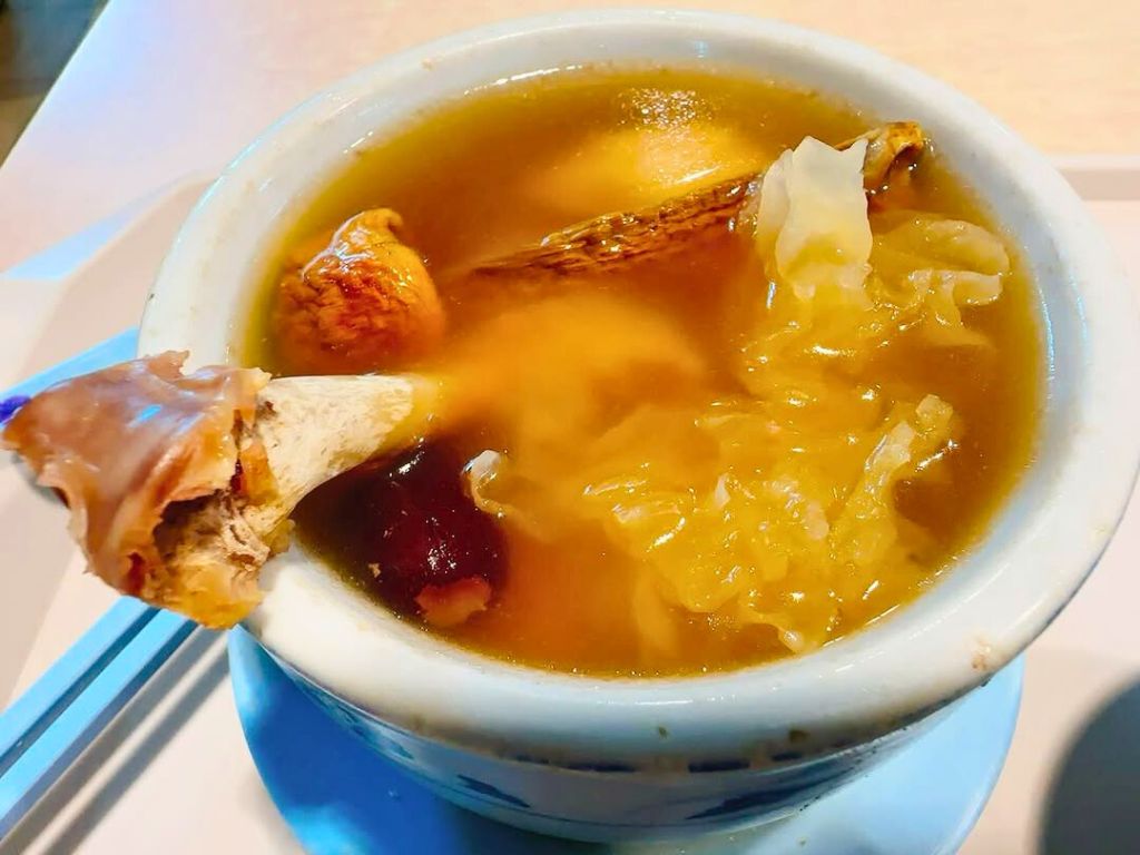 Brazil mushroom soup with chicken. Photo: @li_wei_sg/HungryGoWhere Alexandra Village Food Centre