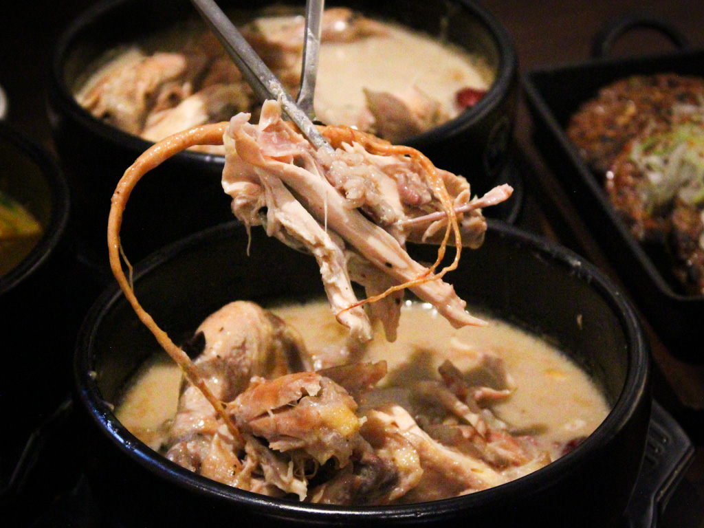 bomul samgyetang chijmes