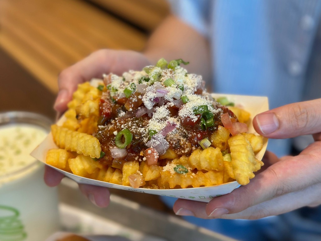 shake shack x nae:um