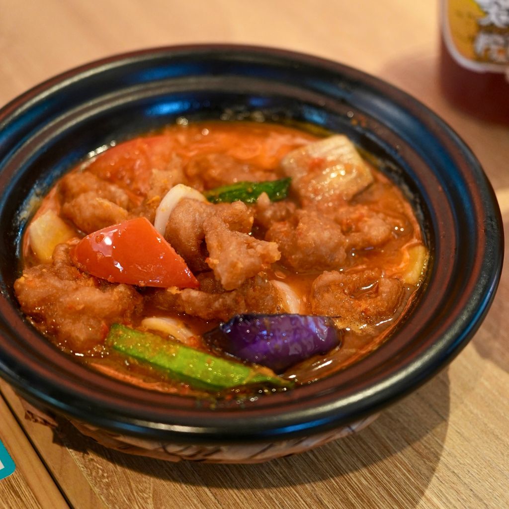 This hit the spicy-and-sour spot so well. Photo: Shannon Yap/HungryGoWhere Putien Mama Singapore