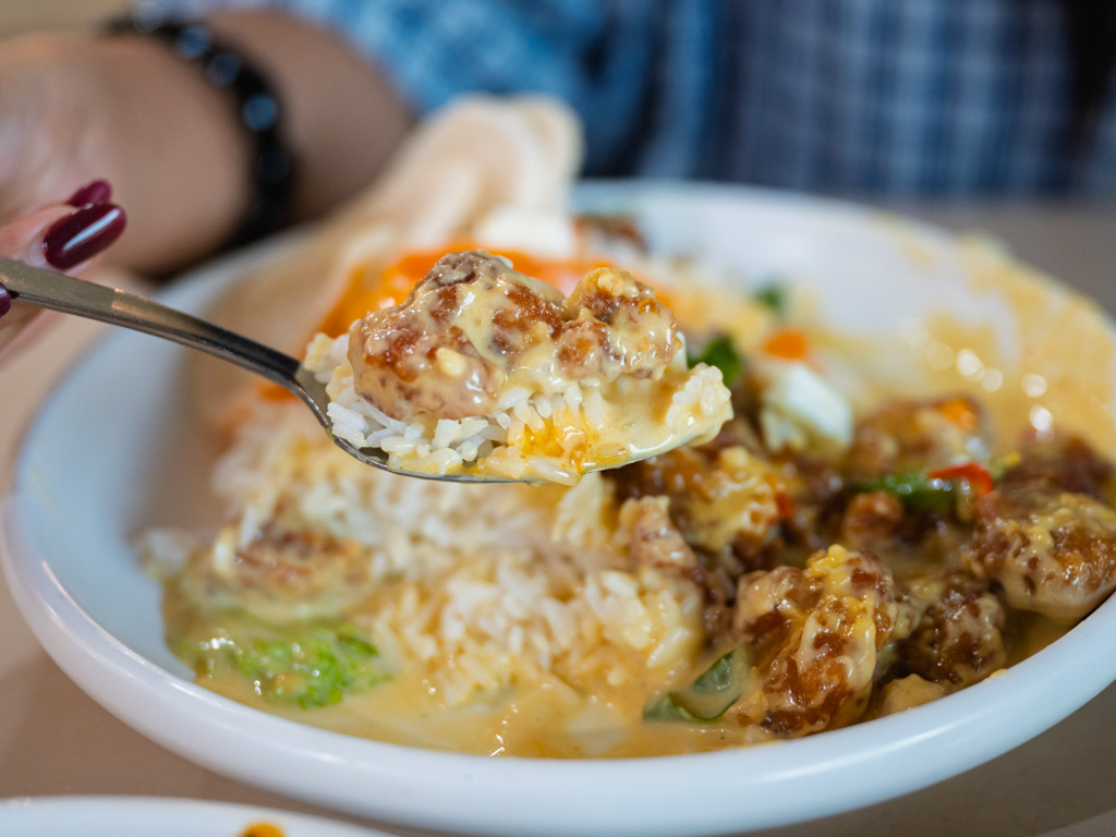 It goes so perfectly with rice. Photo: Abdul Rahim/HungryGoWhere 3 meals a day rochor