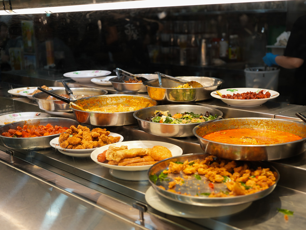 They also have cai fan. Photo: Angeline Ang/HungryGoWhere 3 meals a day rochor