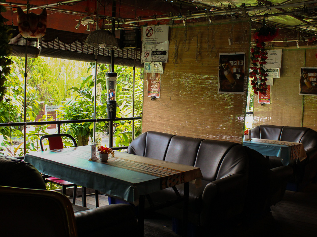 woody family peranakan cafe sembawang