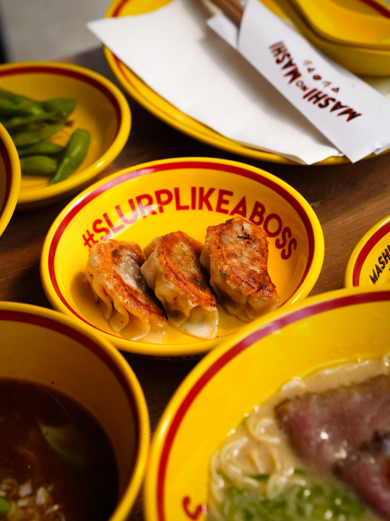 Light crunchy skin hides wagyu fillings. Photo: Evan Mua/HungryGoWhere mashi no mashi singapore