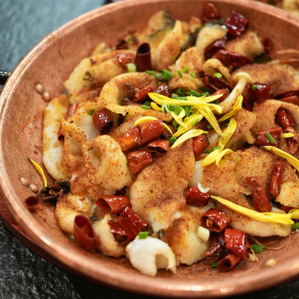 You can’t go wrong with the fish dishes at a Chinese restaurant. Photo: Shannon Yap/HungryGoWhere Golden Chopsticks Century Square