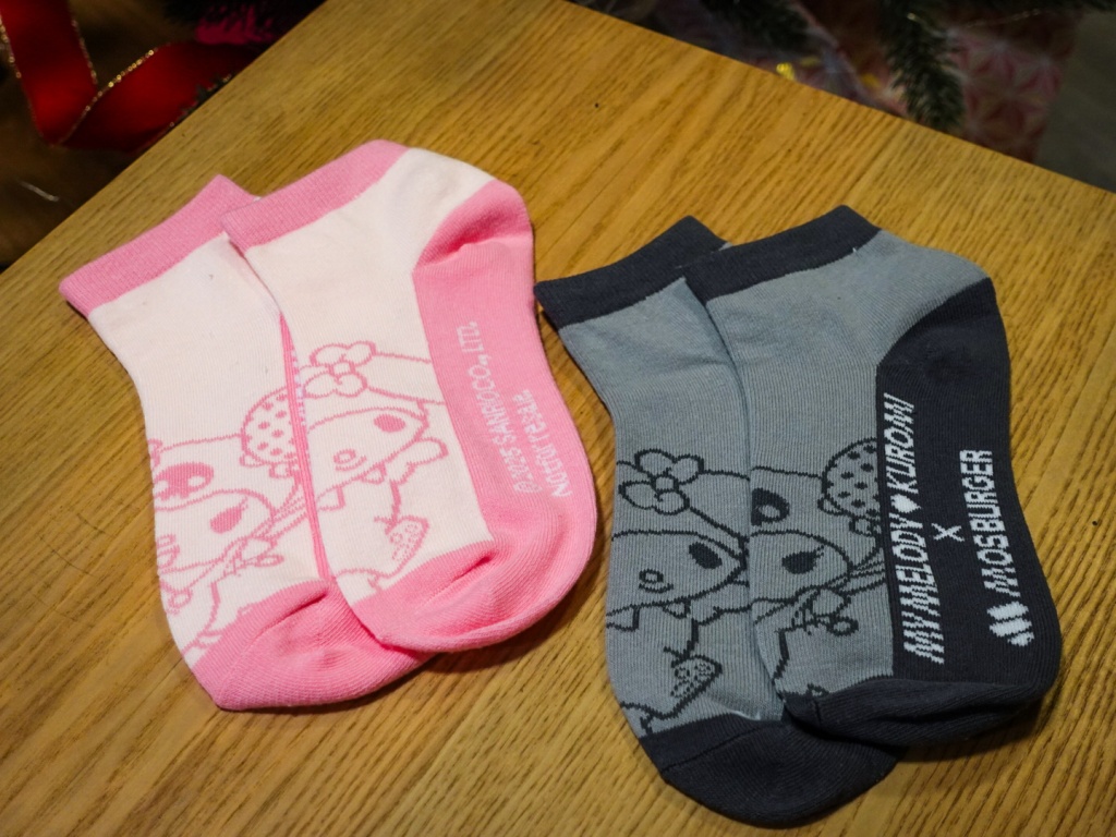 mos burger my melody x kuromi