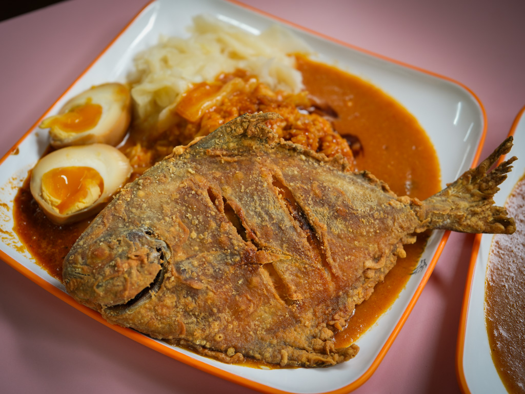 dragon curry beach road