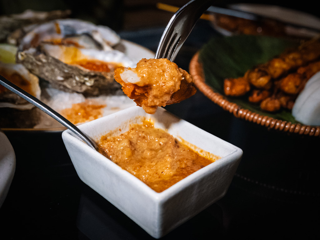 raffles courtyard grill menu