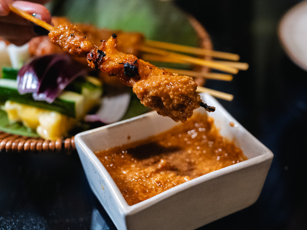 raffles courtyard grill menu