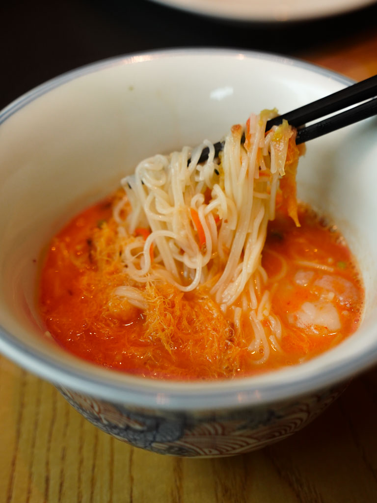 Lor mee in a very different style. Photo: Evan Mua/HungryGoWhere ban lan singapore