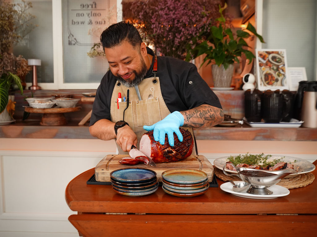 christmas dinners 2025