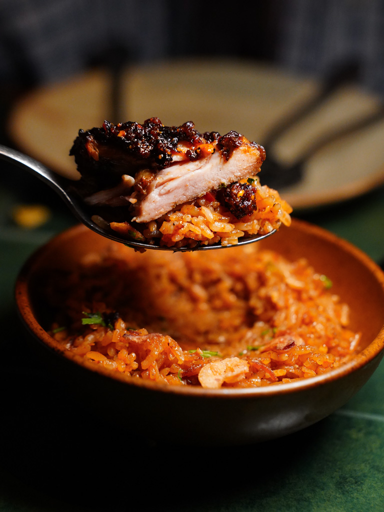 One mighty bite. Photo: Evan Mua/HungryGoWhere myx holland village