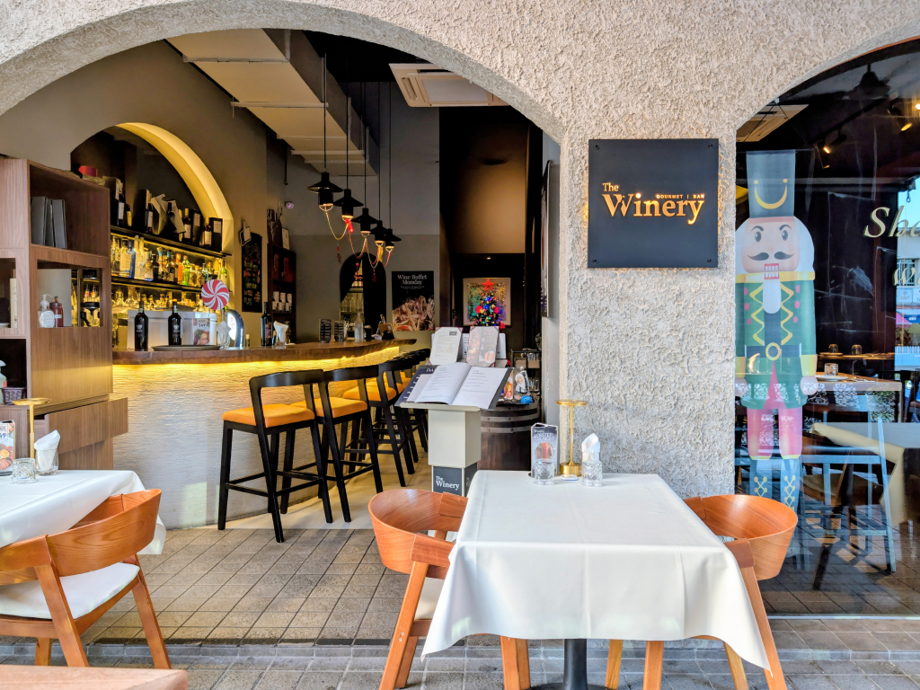 the winery gourmet bar