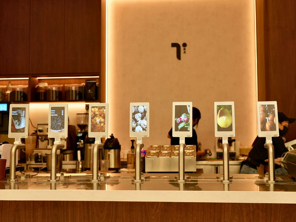 I’m lowkey obsessed with the cool tap setup. Photo: Shannon Yap/HungryGoWhere tea dot tengah