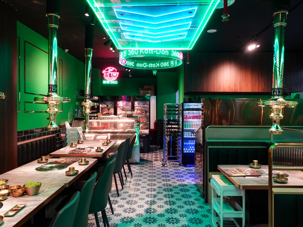 Kott-Don 360 at Paya Lebar is polished, air-conditioned, and spacious. Photo: Sarah Chua/HungryGoWhere Kott-Don 360 Paya Lebar