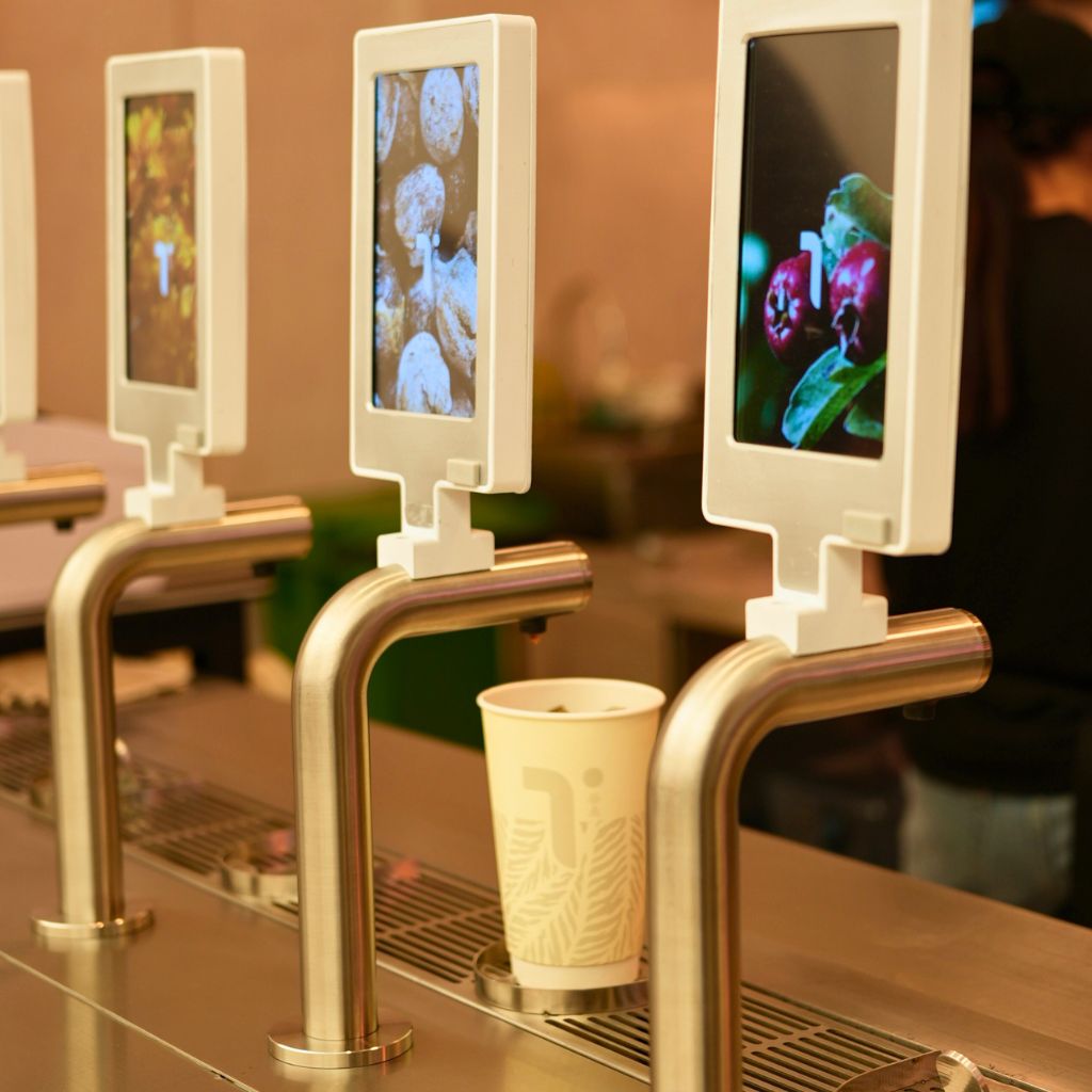 We’ve seen matcha and coffee on tap…but herbal tea? Not quite. Photo: Shannon Yap/HungryGoWhere tea dot tengah