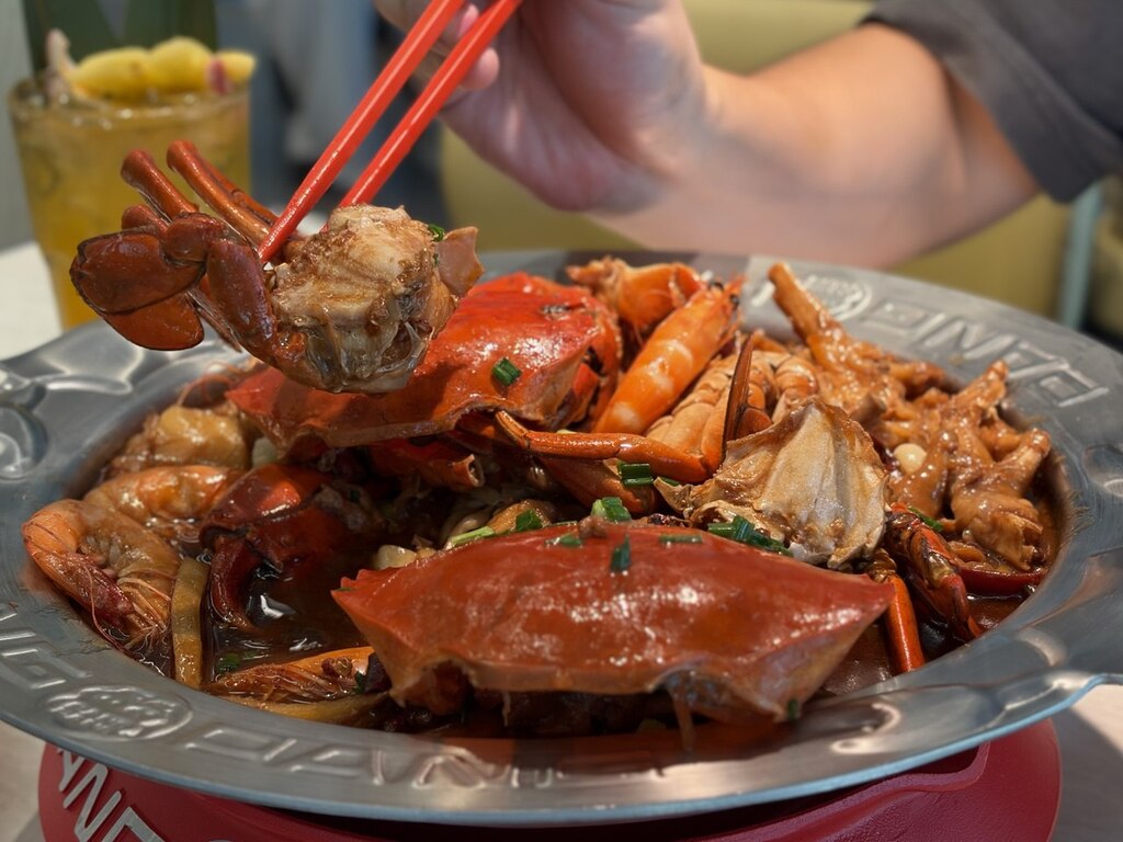 pang pang guoco midtown