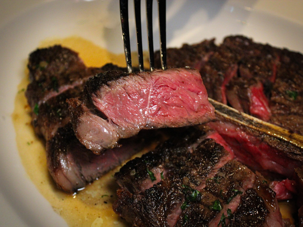 stags head steakhouse pan pacific singapore