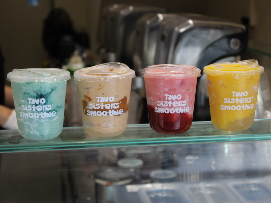 two sisters smoothie marine terrace