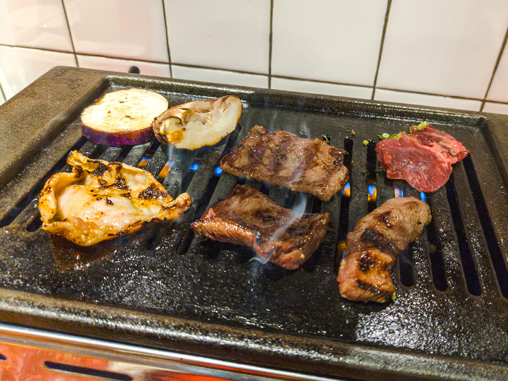 Taishu Yakiniku Horumon Mokurin