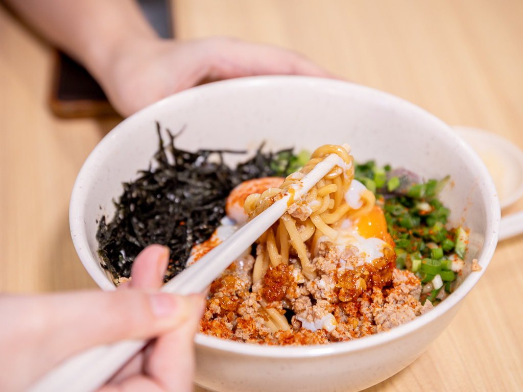 Menya Horikawa’s spicy mazesoba. Photo: Ravin Thiruchelvam/HungryGoWhere menya horikawa