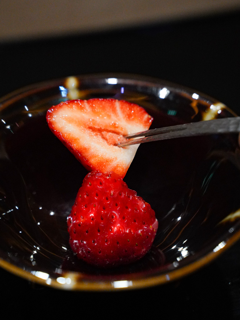 We can eat an entire box of these strawberries. Photo: Evan Mua/HungryGoWhere sushi masa